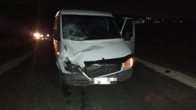 Tragedie la Ialoveni. Un biciclist de 15 a murit și unul a ajuns la spital după ce au fost loviți de un Mercedes Sprinter